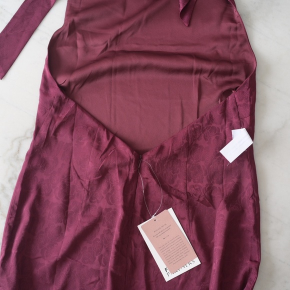 Fame and Partners Chrisley Jacquard Halter Dress - Picture 7 of 12